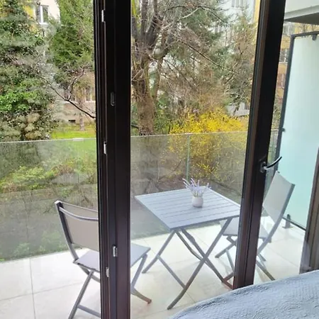 Lux Two In One Old Town , 2 Free Parking!! *